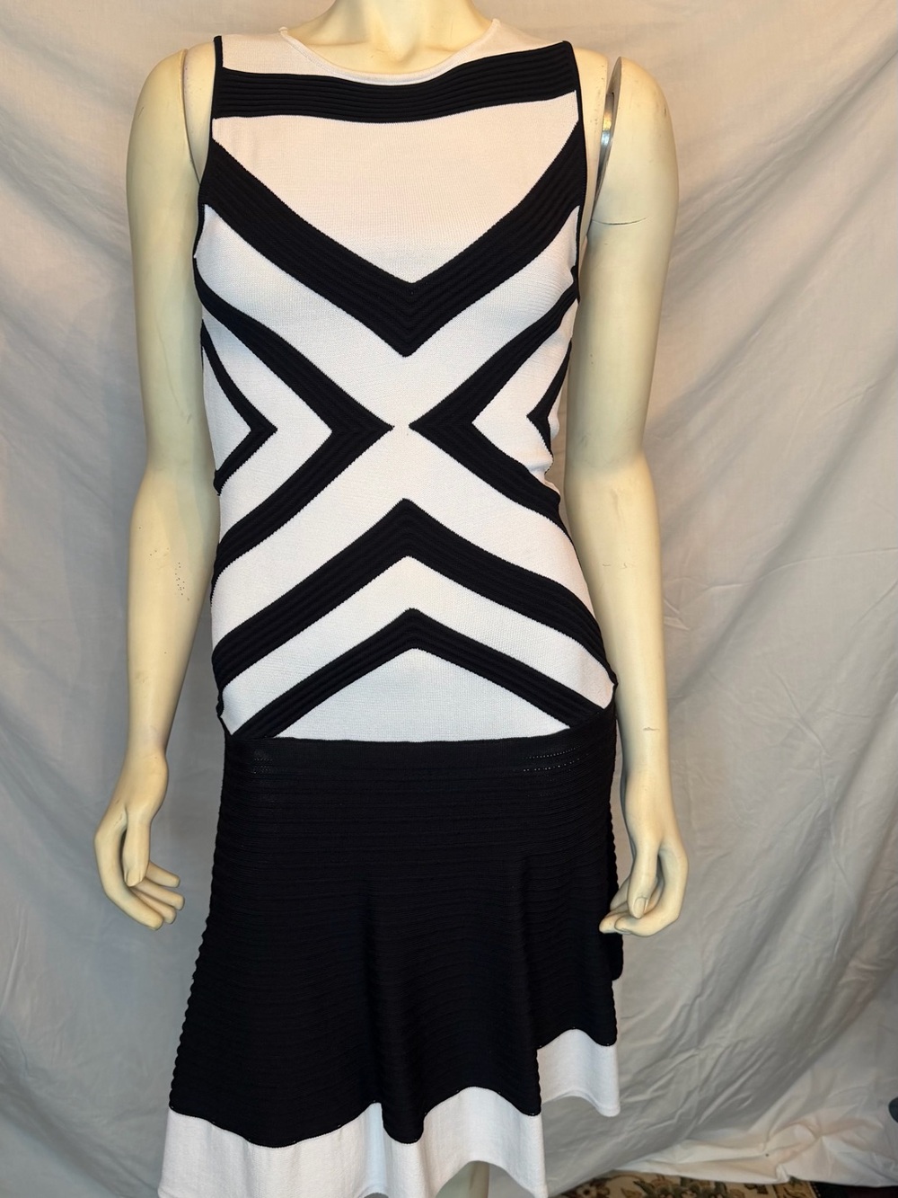 Ohne Titel Black and White Geo-Pattern Midi Dress